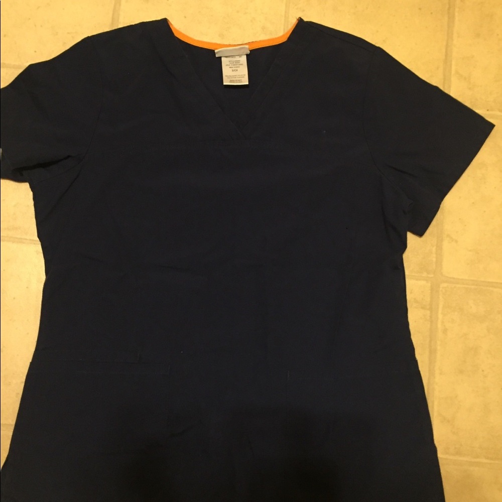 5 for $20π€Navy blue scrub top - Picture 1 of 2